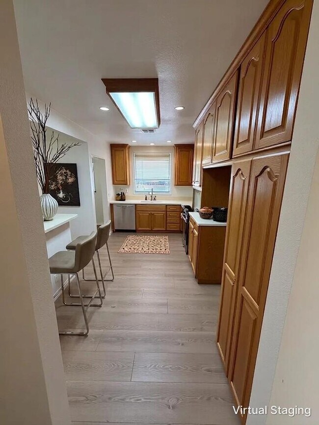 Building Photo - Beautiful 3 Bedroom, 2 Bathroom Granada Hills Home with Detached Garage!