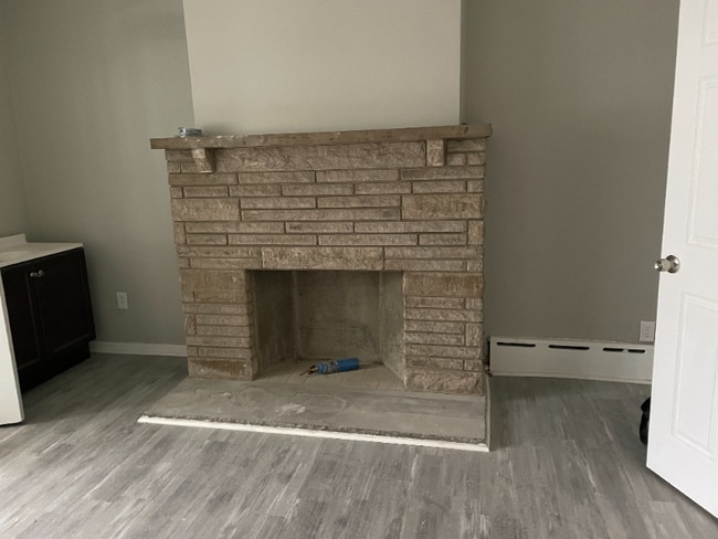 Building Photo - 70 N Sprague Ave