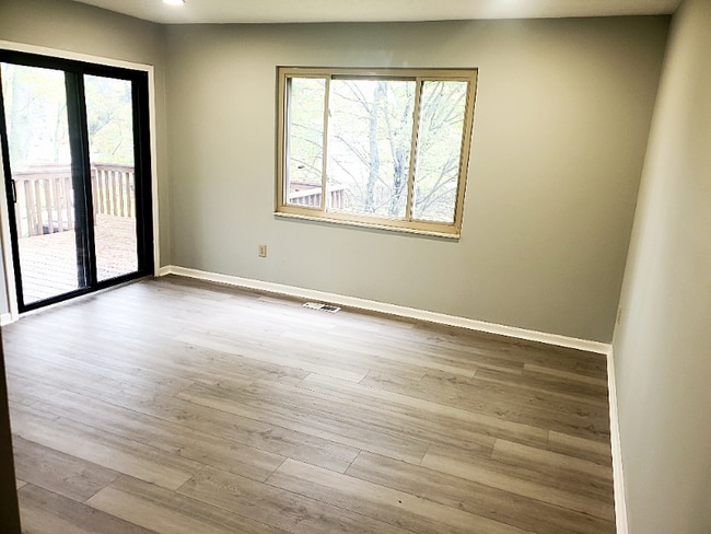 Building Photo - 7228 Prince Wilbert Way