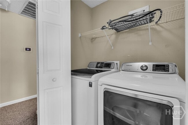 Building Photo - 975 Canyon Oak Loop