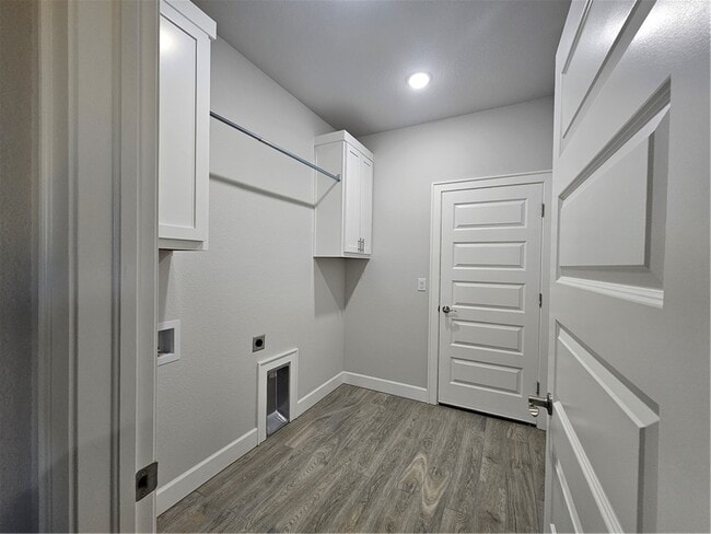 Building Photo - 224 S Maroon Ave