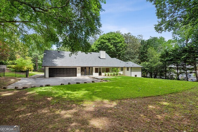 Building Photo - 4708 Tall Pines Dr NW