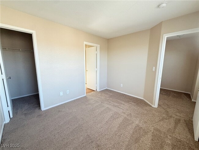 Building Photo - 5057 Midnight Oil Dr