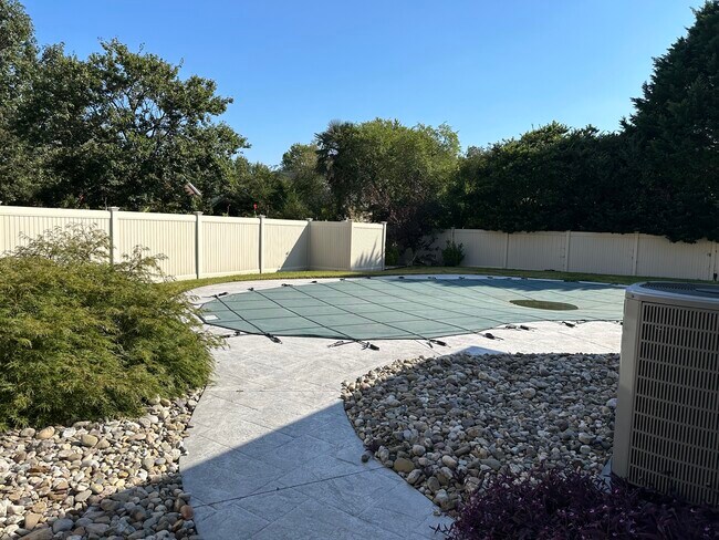 Building Photo - 1416 Shenandoah Pkwy