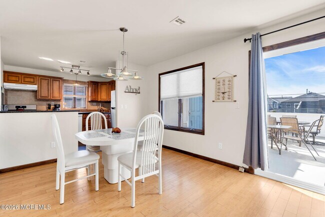 Building Photo - 65 Grand Central Ave