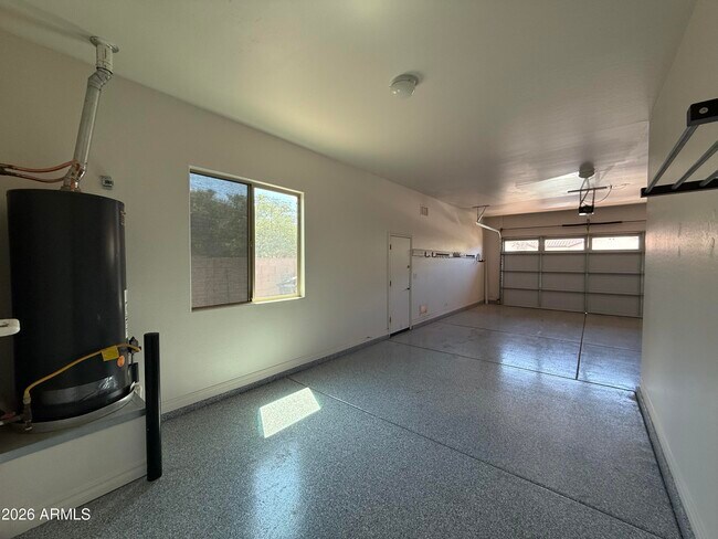 Building Photo - 4045 S Camellia Dr