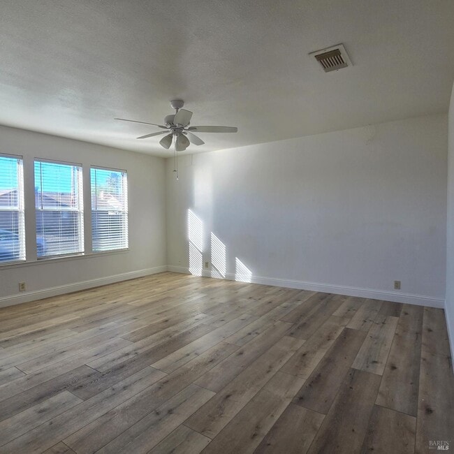 Building Photo - 1506 Casa Loma Way