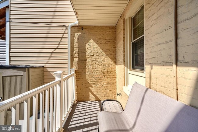 Building Photo - 1319 Richardson St