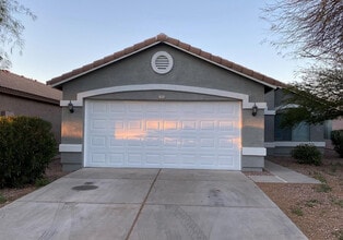 Building Photo - 13826 W Keim Dr