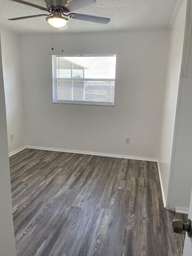 Building Photo - Coastal Living Starts Here – Renovated 4BR Home Just 10 Minutes from the Beach