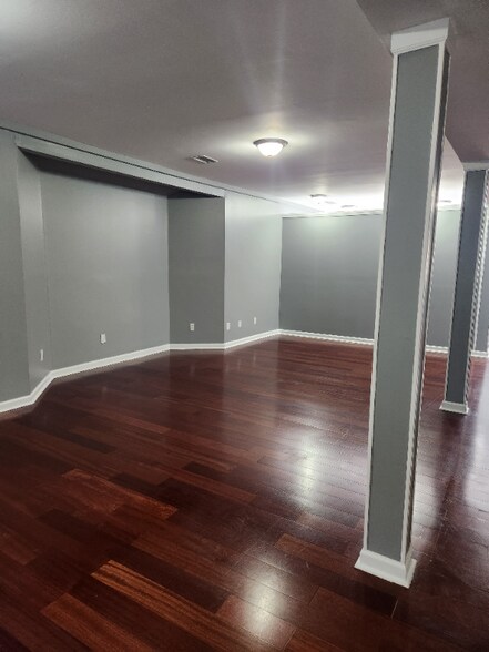 Building Photo - 4143 Taylor Blvd