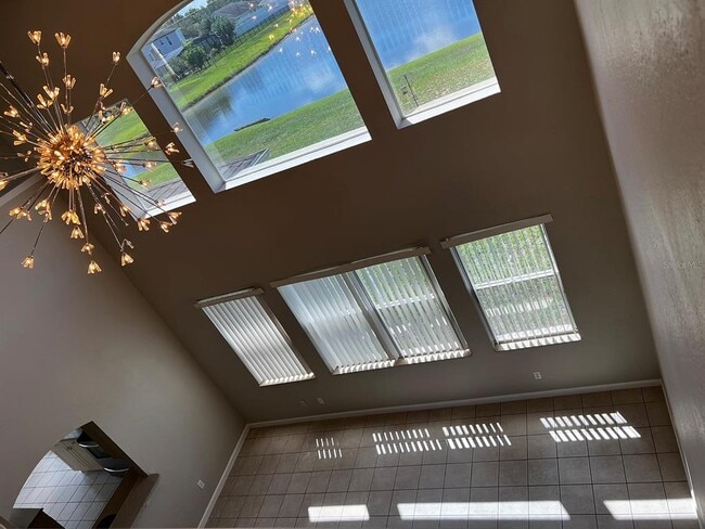 Building Photo - 2706 Bartlet Dr