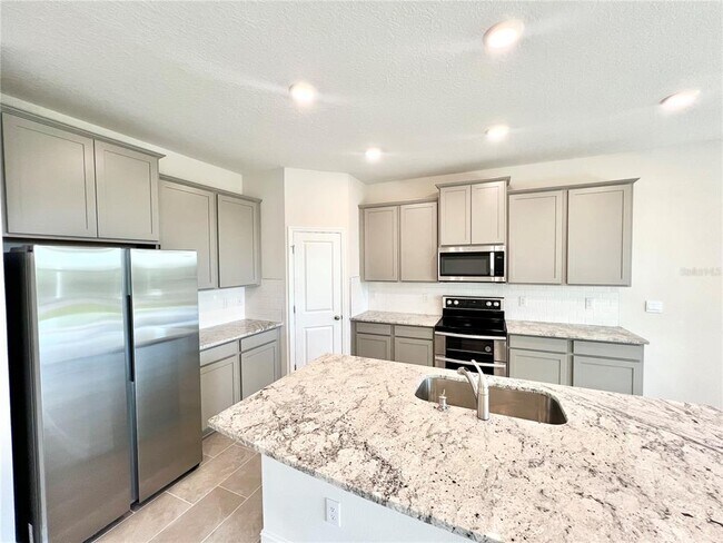 Building Photo - 32303 Rosepine Blvd