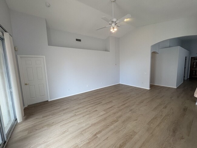 Building Photo - Sunrise & Sabino Canyon Four Bedroom Rental