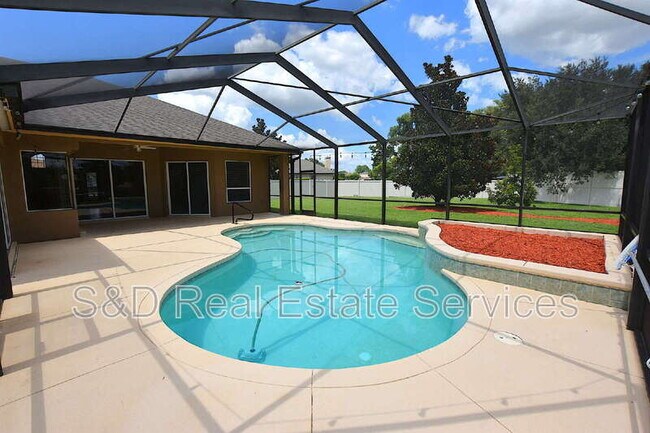 Building Photo - 3203 Highlands Lakeview Cir