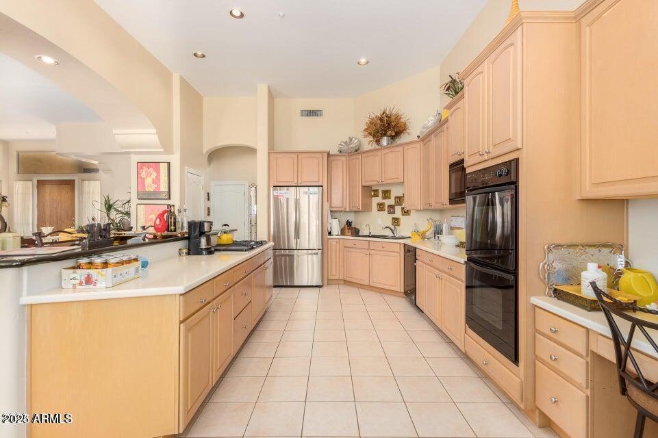 Building Photo - 8115 E Sand Flower Dr