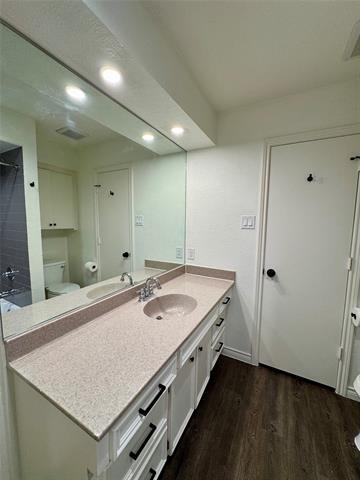 Building Photo - 10506 Pagewood Dr