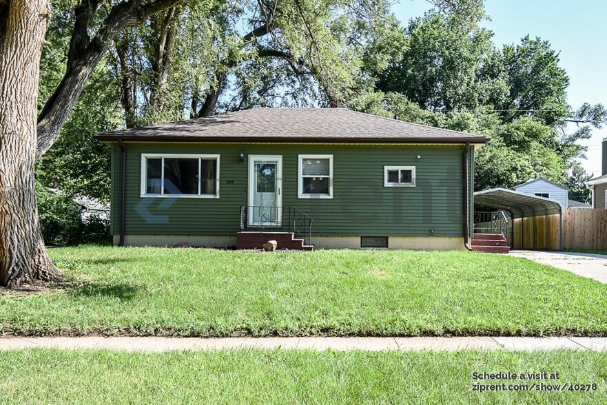 Primary Photo - 907 W 29th Ave