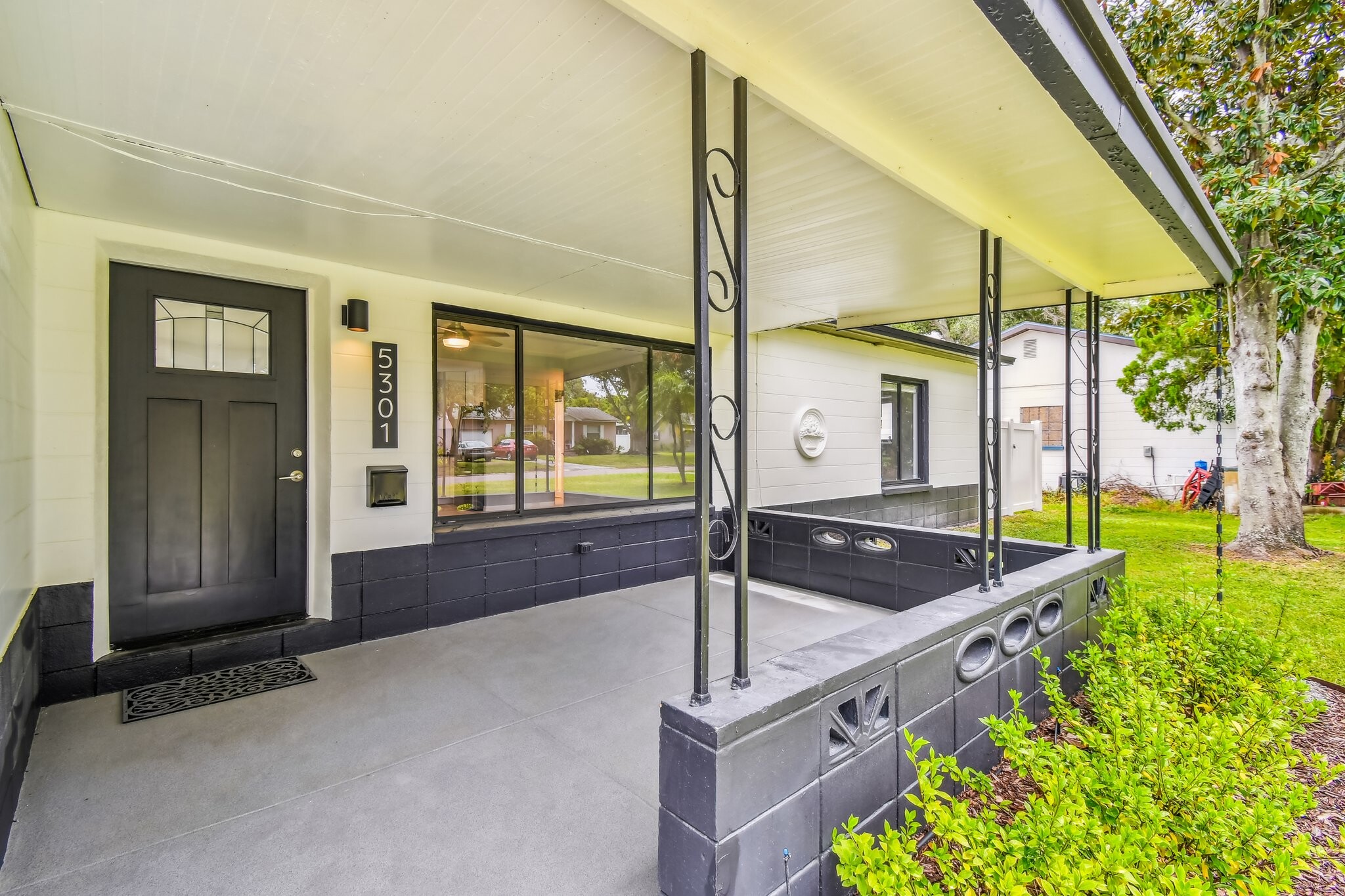 Building Photo - 5301 17th St N