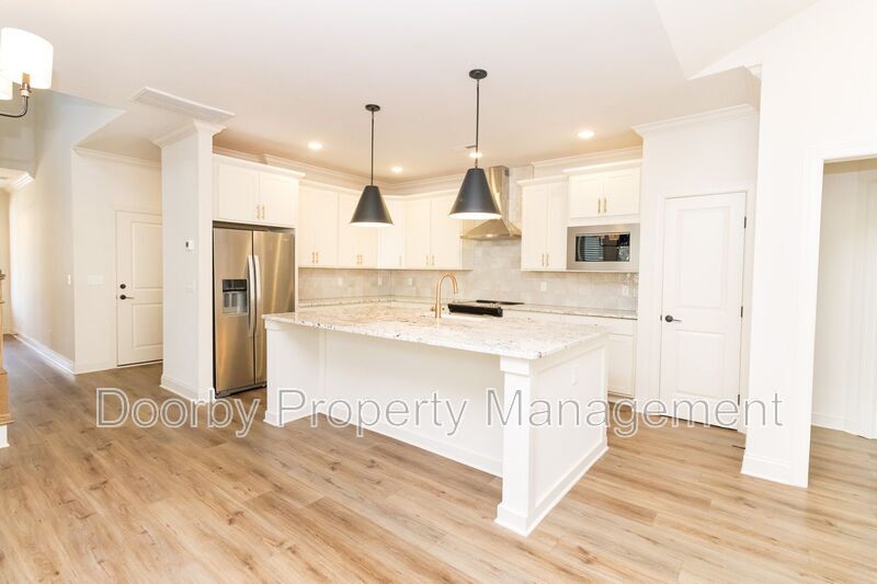 Building Photo - 1087 Cityscape Vw