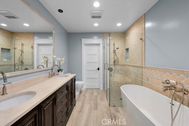 Building Photo - 1167 S Roxbury Dr