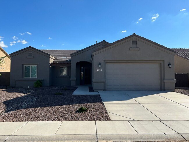 Primary Photo - 4 BEDROOM HOME!