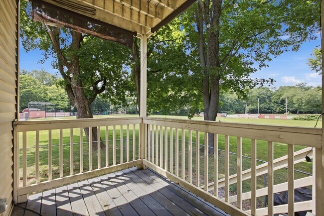 Building Photo - 181 Churchills Ln