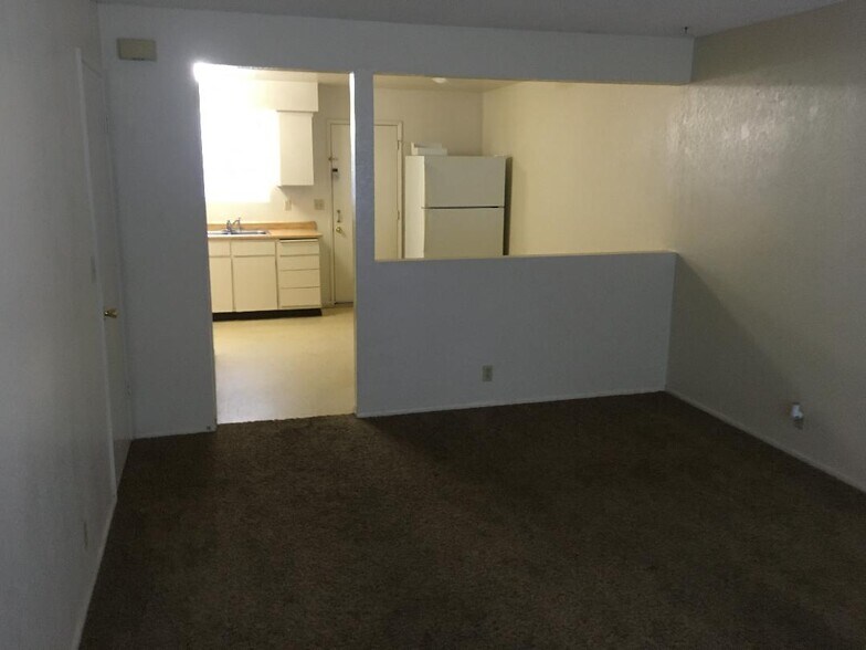Building Photo - 4832 Fort Peck St