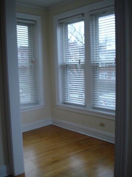 Building Photo - 129 Ridge Ave