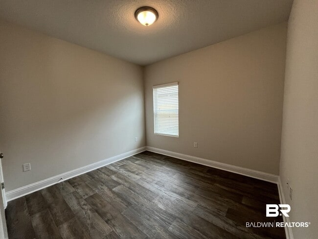 Building Photo - 14836 Dayton Cir