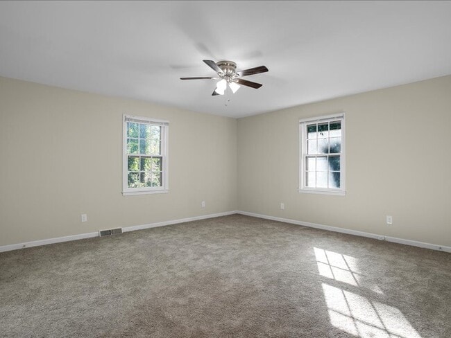 Building Photo - 109 Elcon Dr