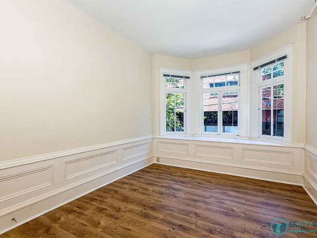 Building Photo - 64 Langton St