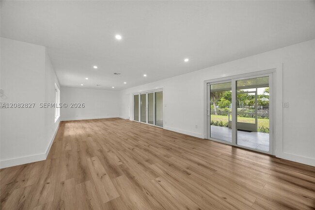 Building Photo - 6331 SW 62nd Terrace