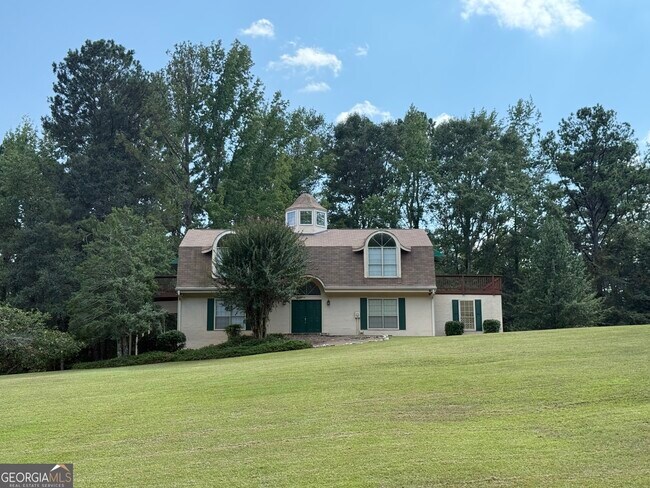 Building Photo - 242 Ebenezer Church Rd