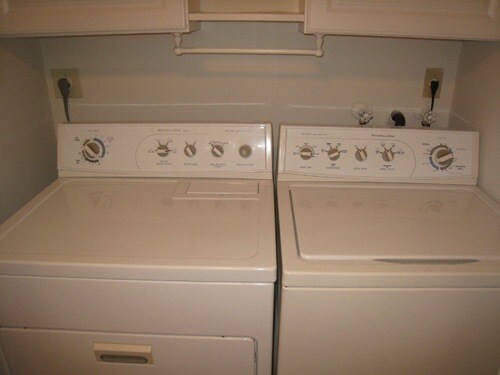 washer and dryer inside condo - 225 Deer Creek Blvd