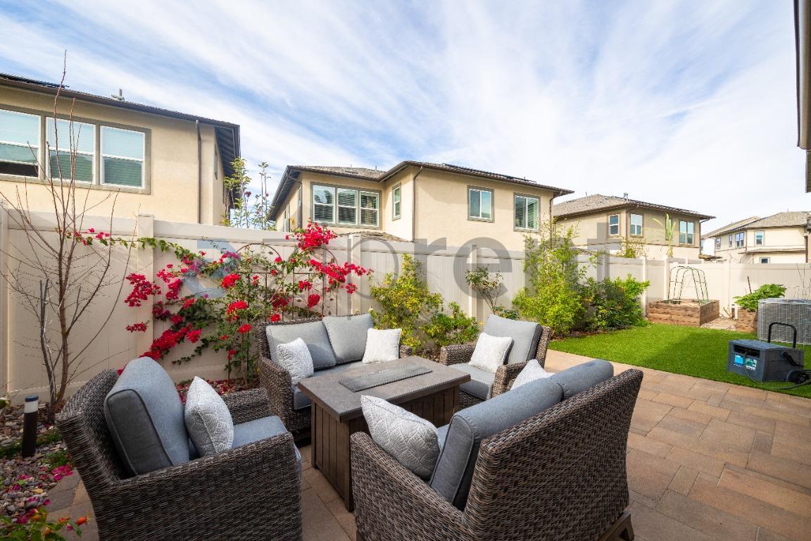 Building Photo - 12622 Stella Ln