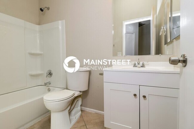 Building Photo - 3 Bedroom Pet-Friendly Home in PEORIA, AZ ...