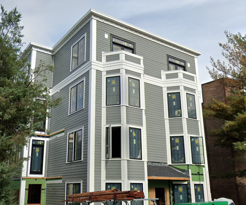 Building Photo - 104 Warren St