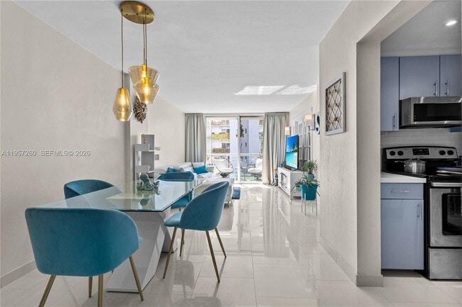 Building Photo - 1345 Lincoln Rd