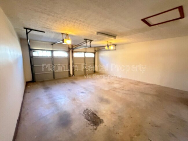 Building Photo - 240 Carter Rd