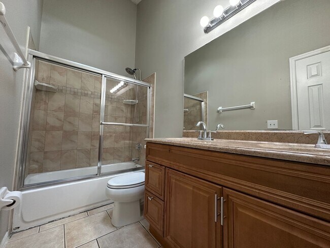 Building Photo - LOVELY 4 bd/2 ba Home in Oviedo!!