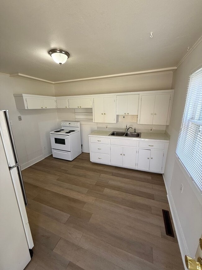 Building Photo - 2 bedroom home in Laurel