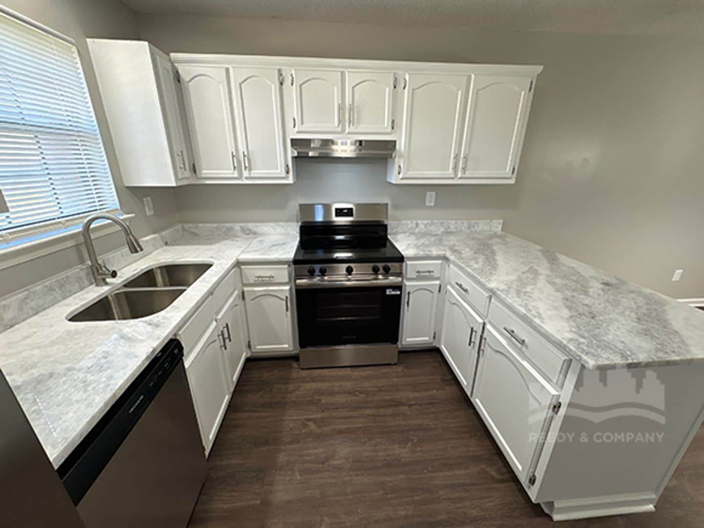 Building Photo - 316 Sparky Cove