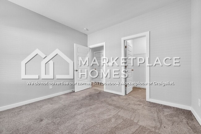 Building Photo - 142 Kings Wy