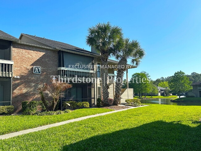 Building Photo - 10200 Belle Rive Blvd