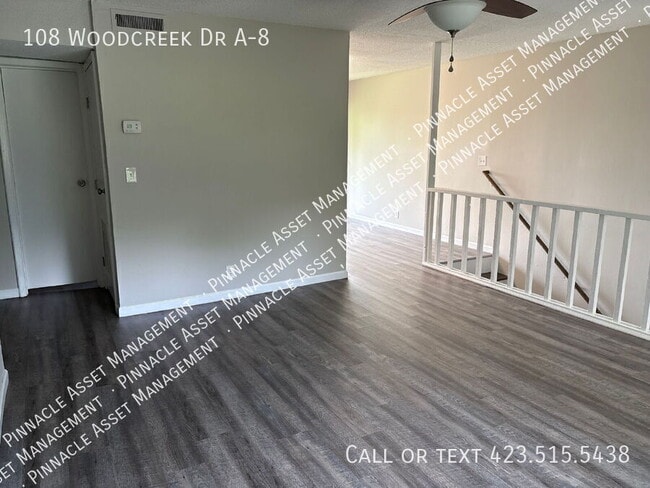 Building Photo - 108 Woodcreek Rd