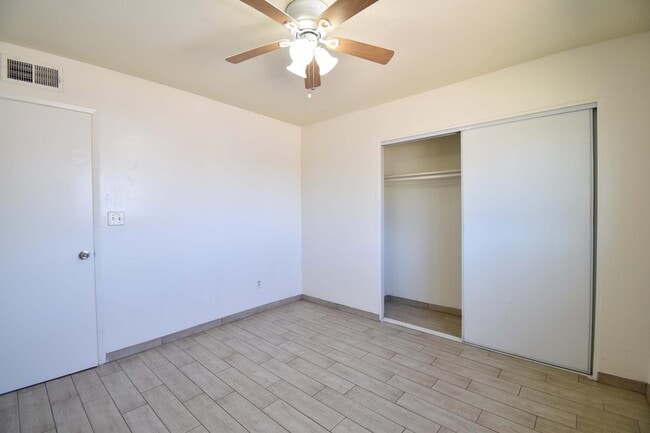 Building Photo - 6819 N 64th Ave