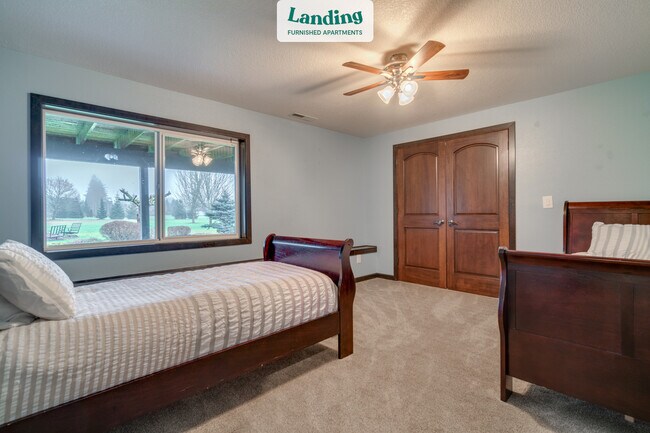 Building Photo - 18113 NE 201st Ct