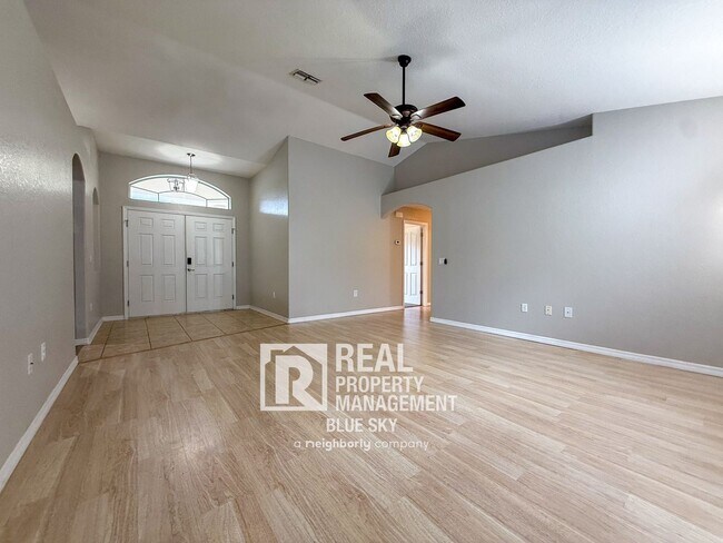 Building Photo - 12336 Jaybird Rd
