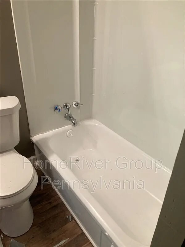 Building Photo - 221 Caruso Dr